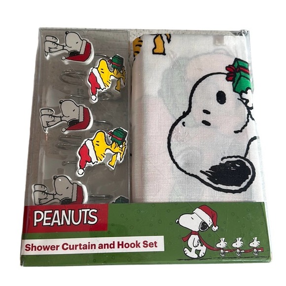 Peanuts Bath Peanuts Snoopy Woodstock Christmas Holiday Shower